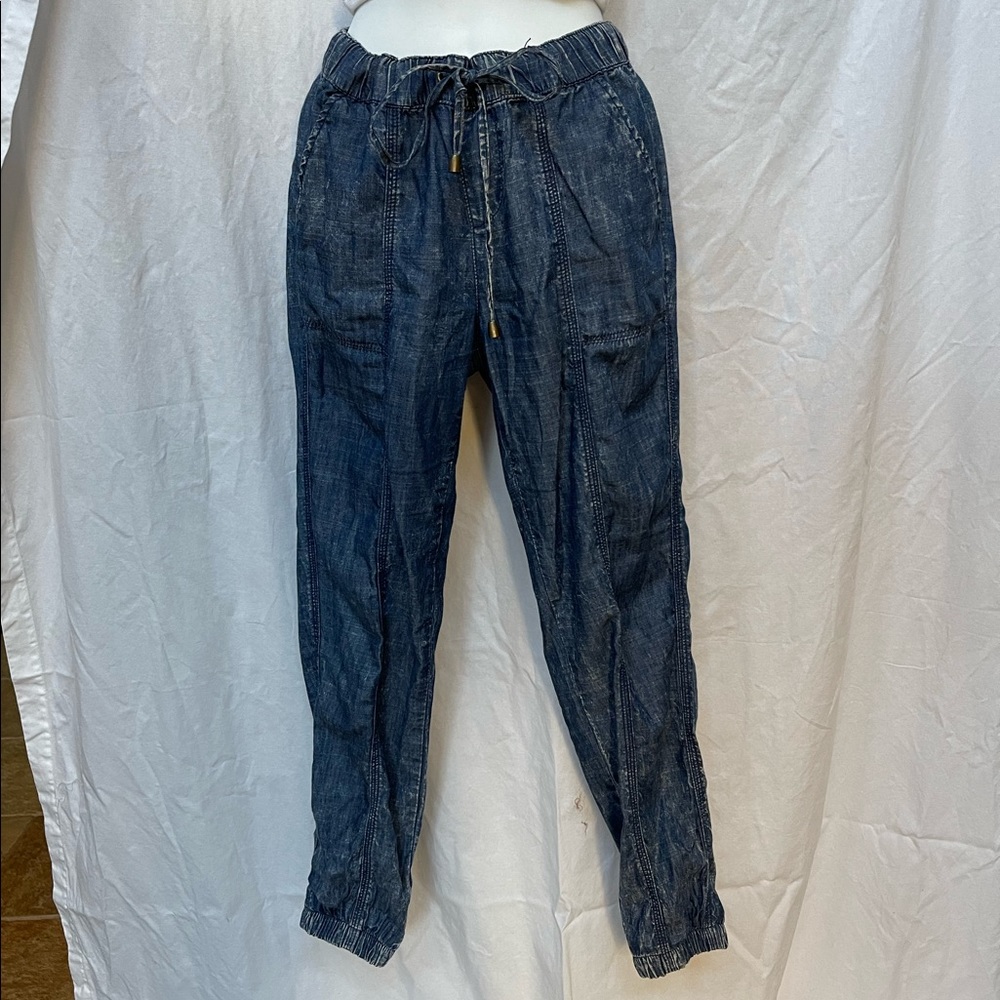 Chambray jogger style pants